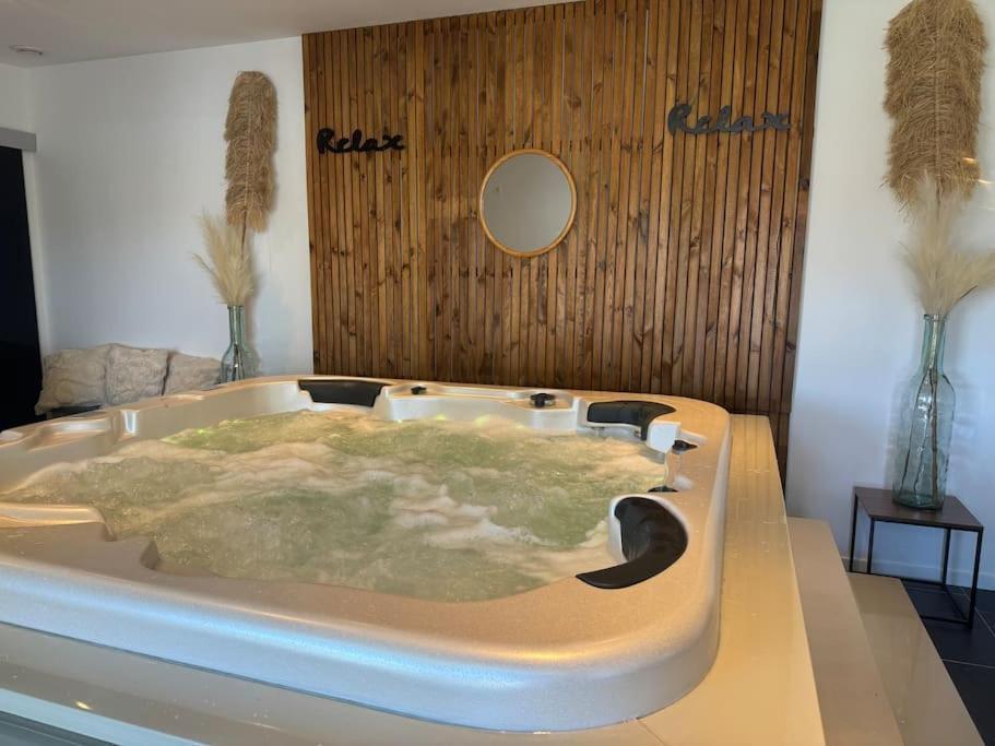 Maison Spacieuse Spa & Jardin Brest Exteriér fotografie